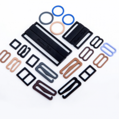 Zinc alloy spray-painted buckle